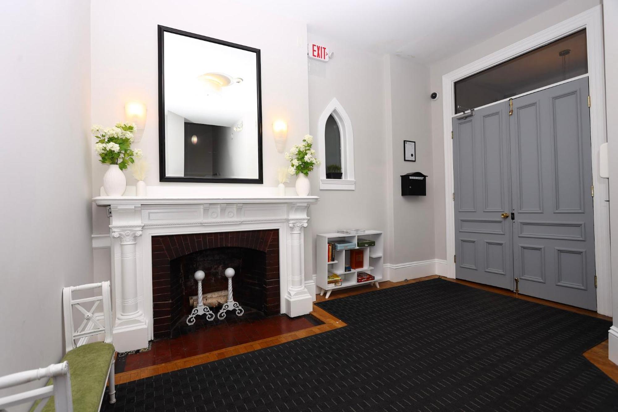 Cozy & Stylish Newbury Street Studio, #9 Boston Eksteriør billede